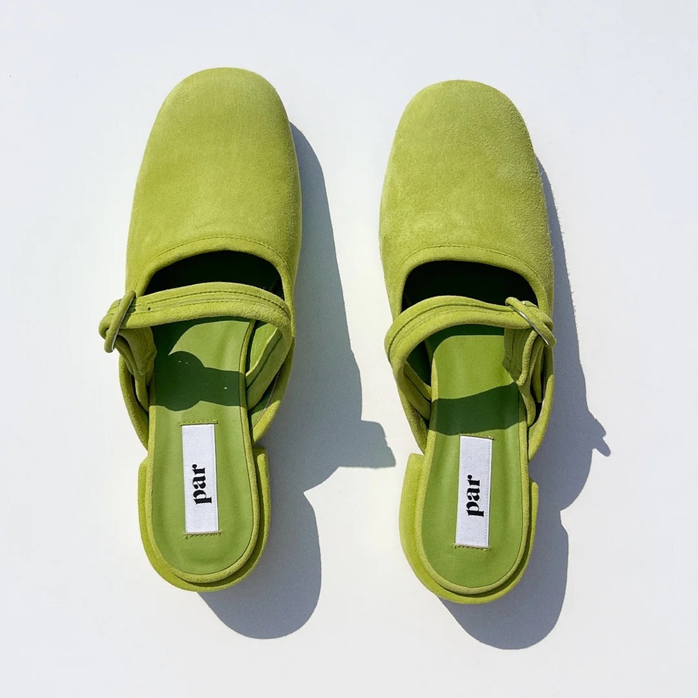 Lisa Says Gah Par Mules